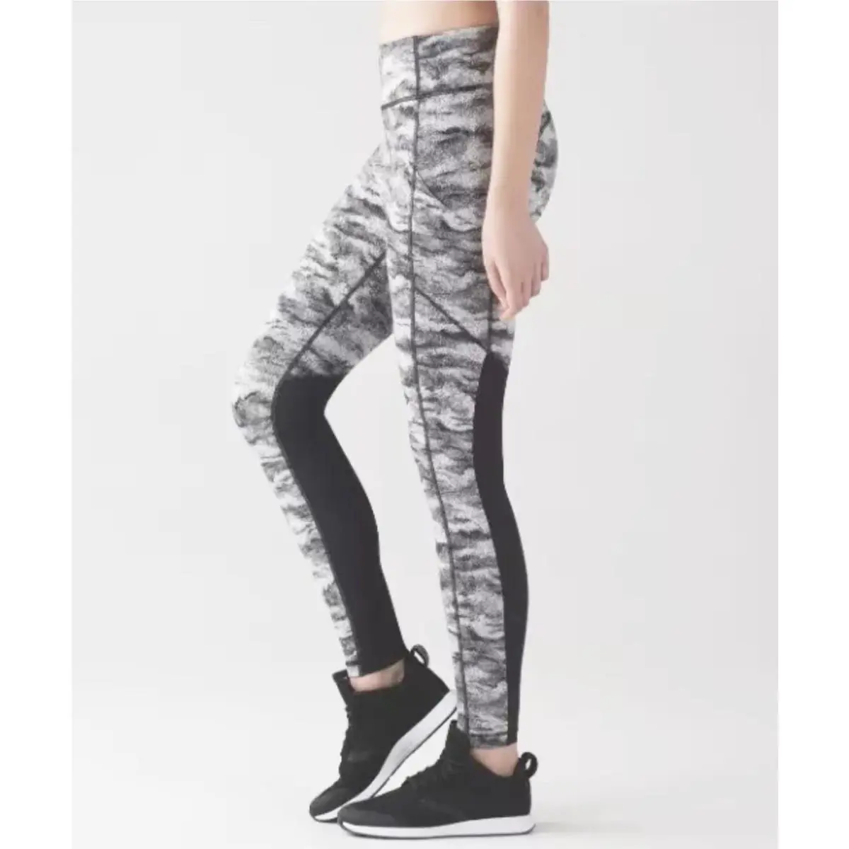Lululemon clothing - Black, White, grey 6