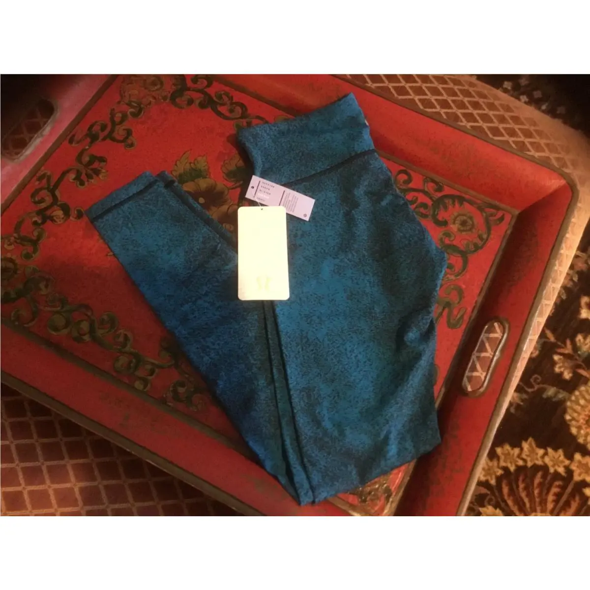 Lululemon clothing - LSJZ 4