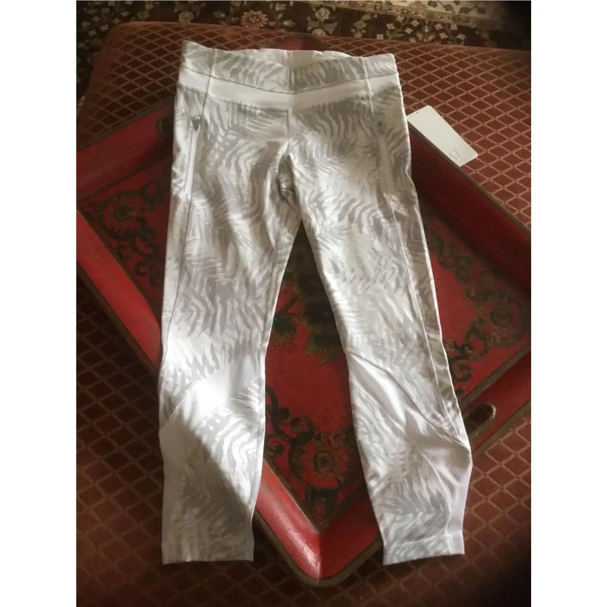 Lululemon clothing - white/gray (PCWN) 4