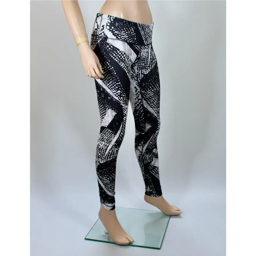 Lululemon clothing - White 5
