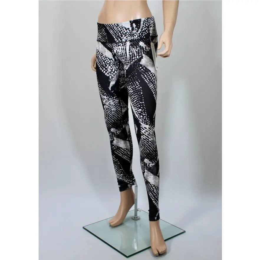 Lululemon clothing - White 6
