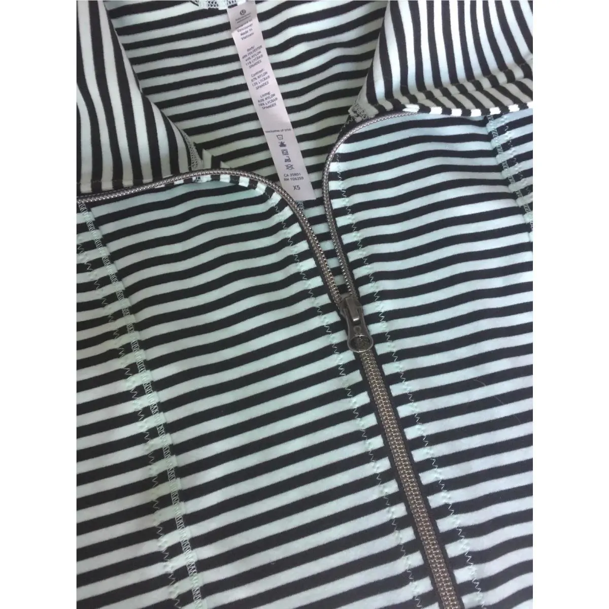 Lululemon clothing - Mint Moment Black 7