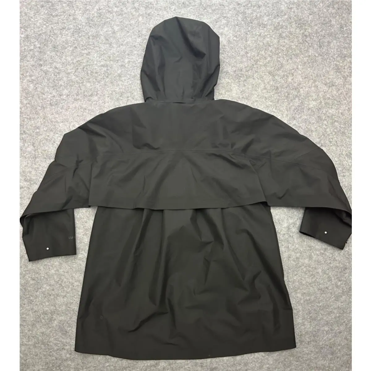 Lululemon clothing - Lululemon StretchSeal - StretchSeal - Black 8