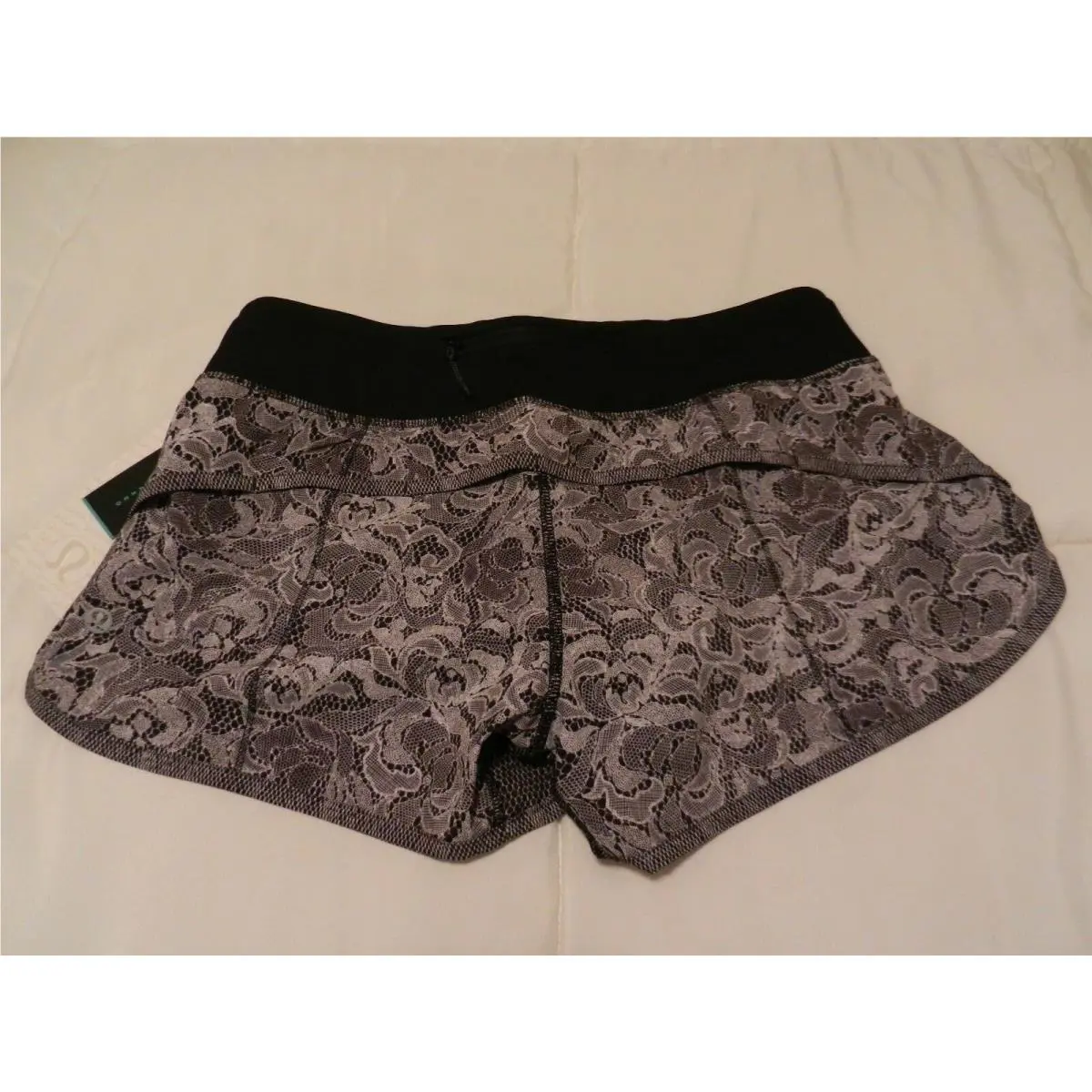 Lululemon clothing - FRWB/BLK 0