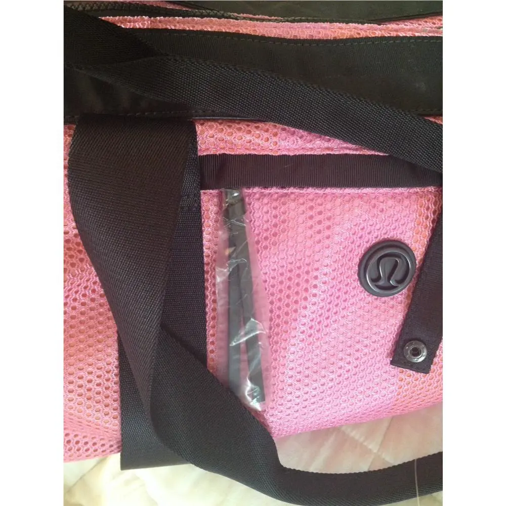 Lululemon clothing - Pink/Black 3