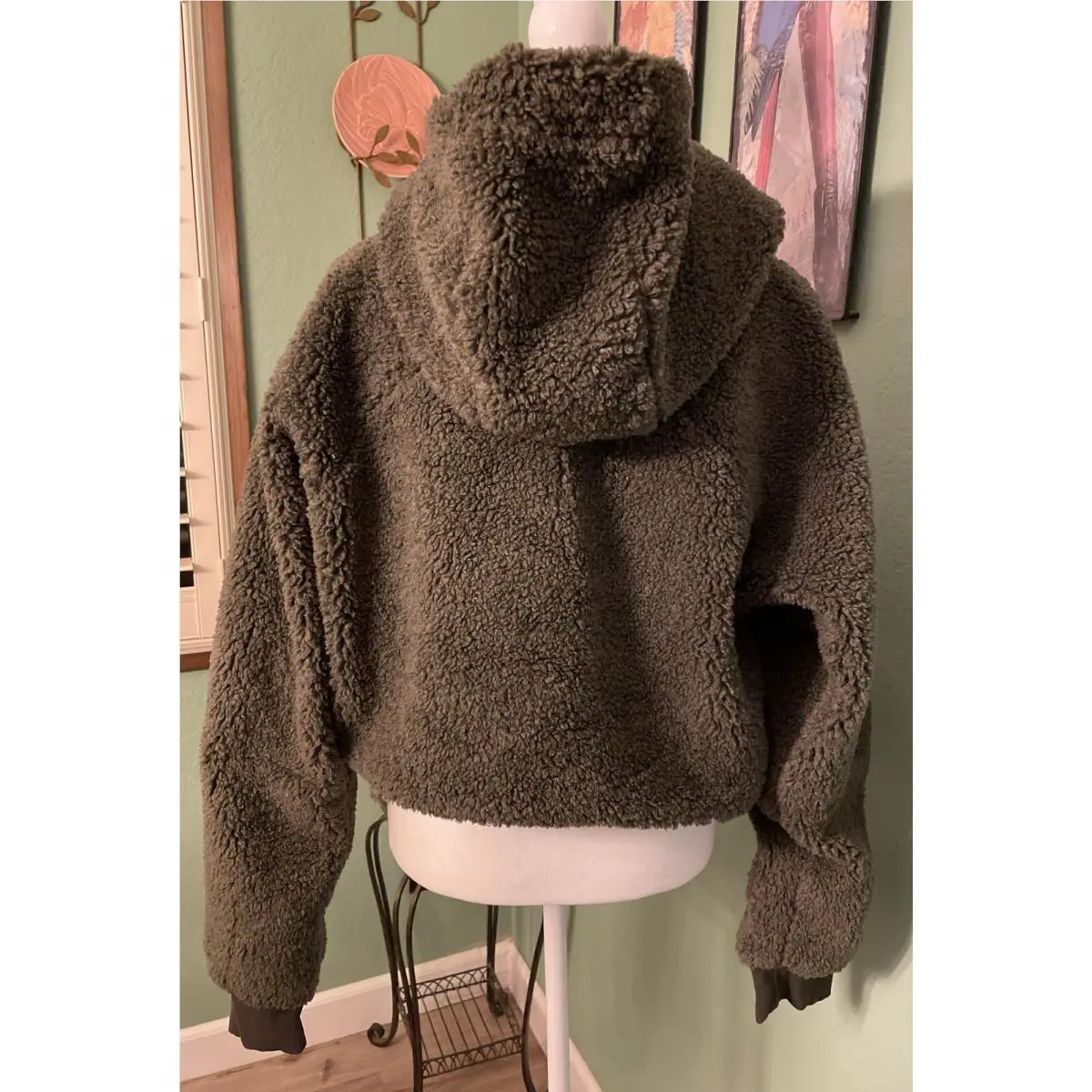 Lululemon clothing - W3FLRS - W3FLRS - Green 3
