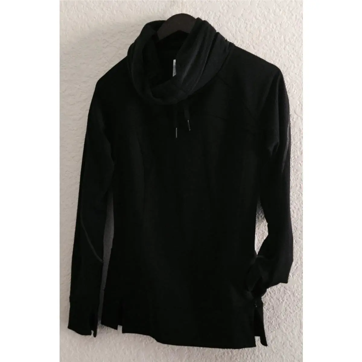 Lululemon clothing - Black 1
