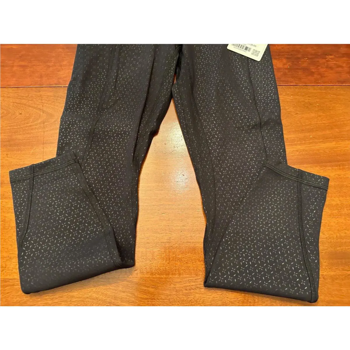 Lululemon clothing - black w/ embossed tiny print 1