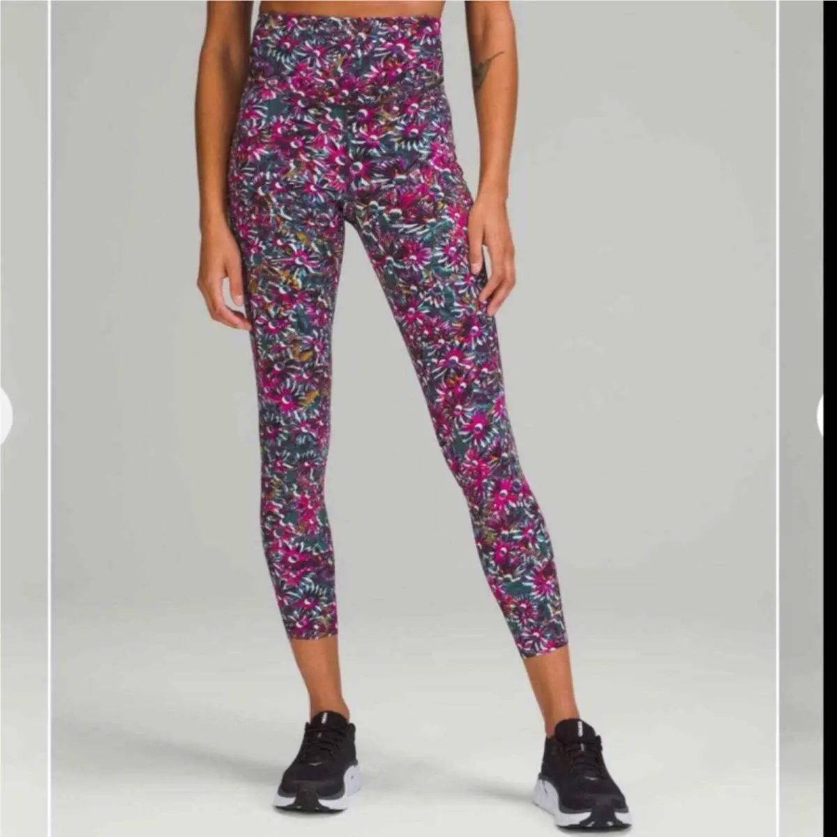 Lululemon clothing - Pink 4
