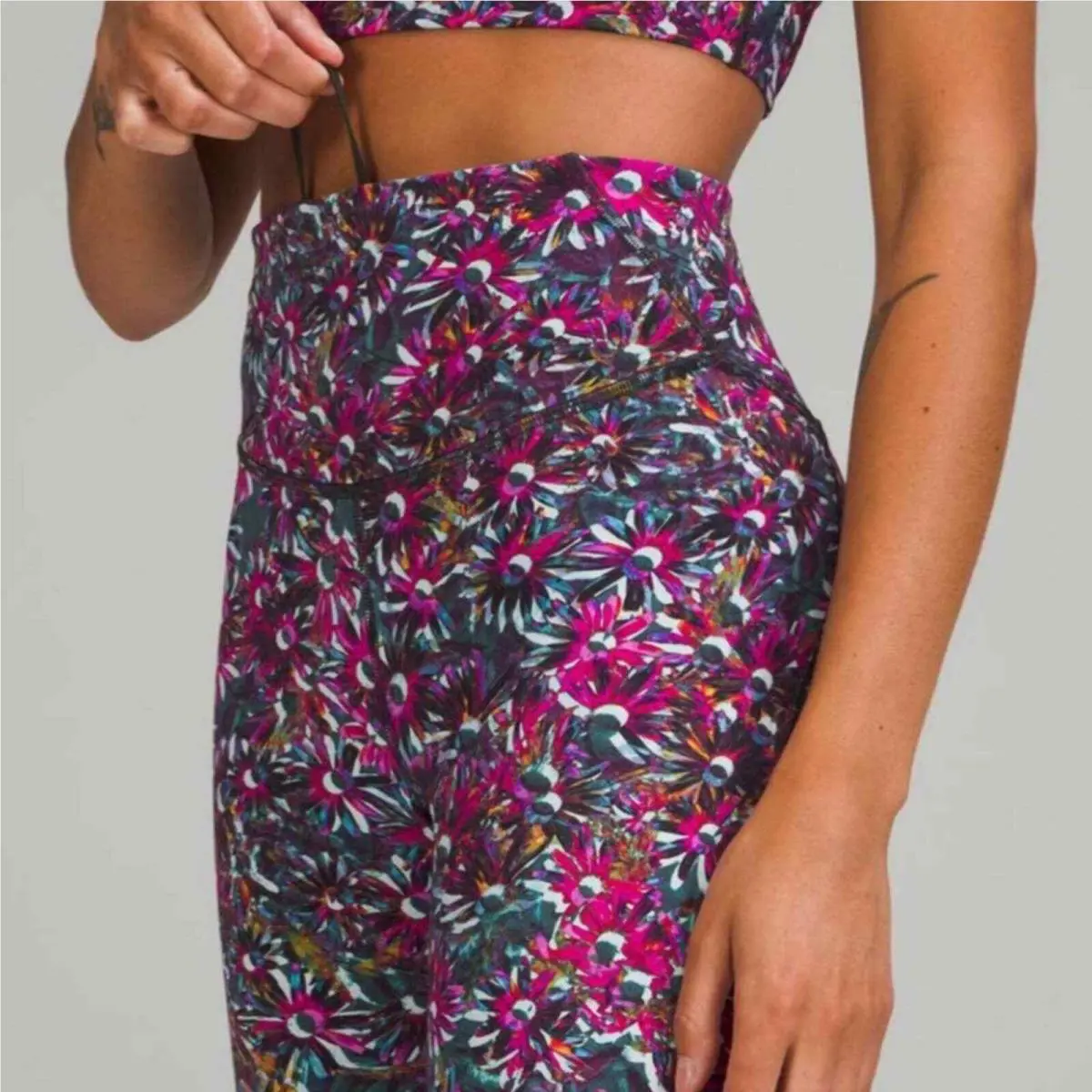 Lululemon clothing - Pink 5