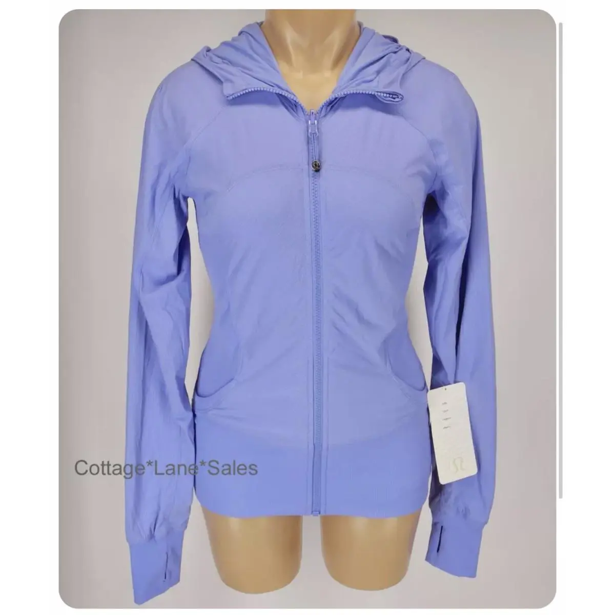 Lululemon clothing - Blue (Lullaby) (UPC: 887223091509) 3