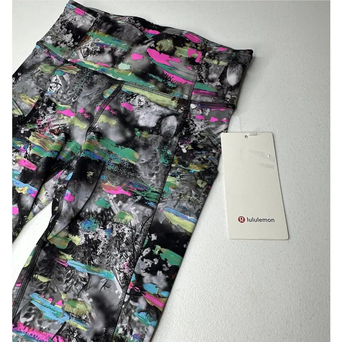 Lululemon clothing - Multicolor 3