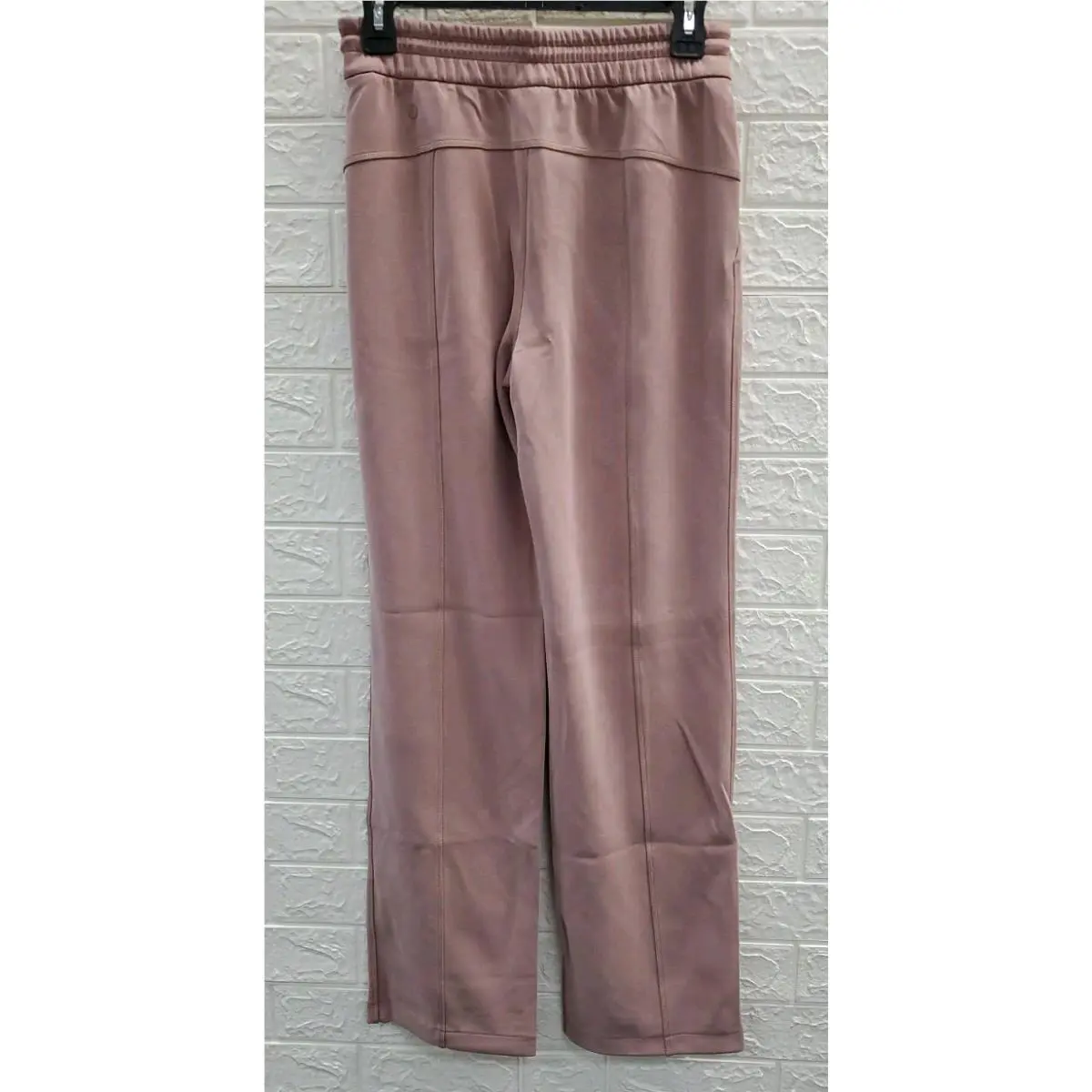 Lululemon clothing - Pink 1