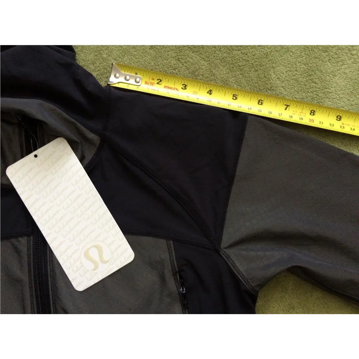 Lululemon clothing - Black+gray 7