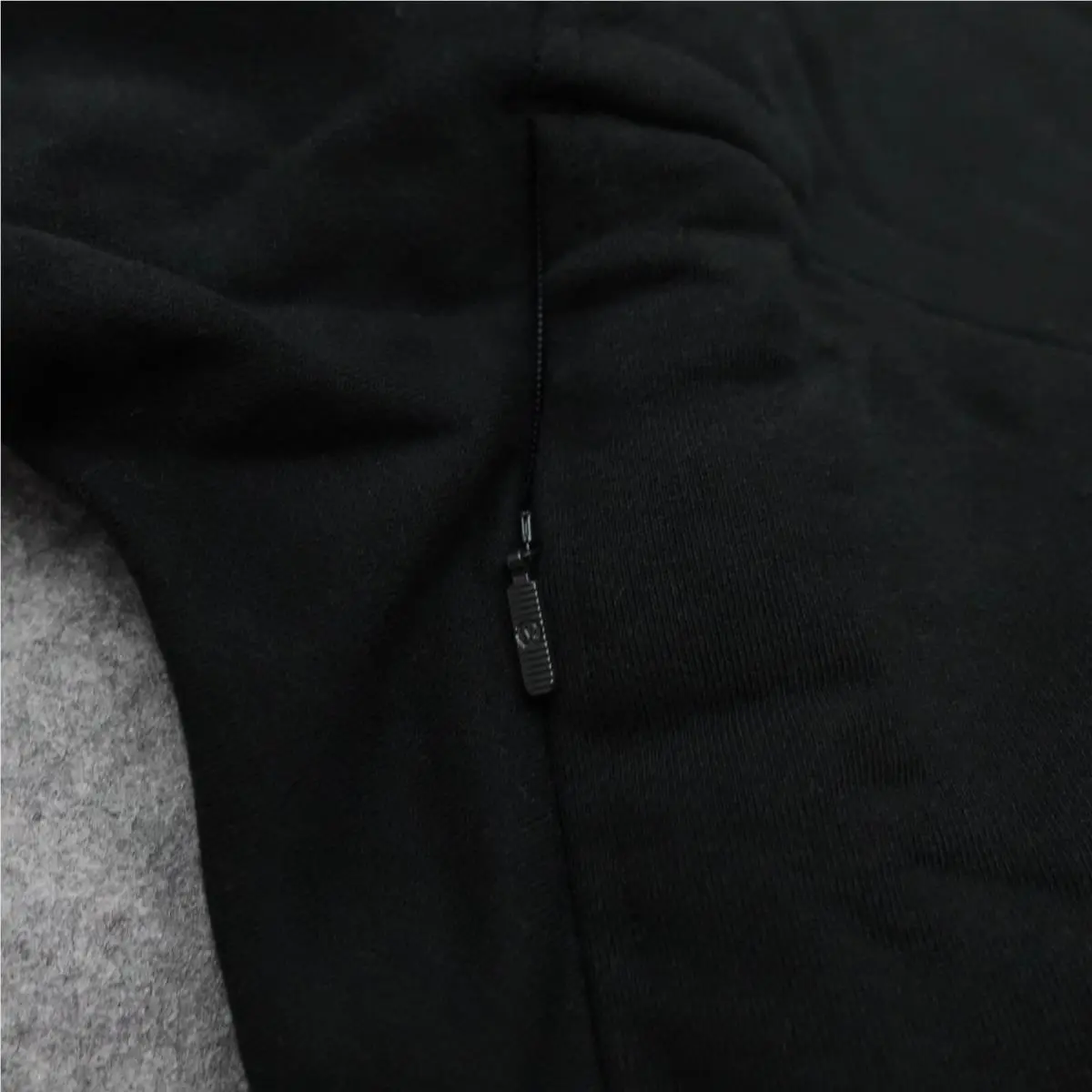 Lululemon clothing - Black 3