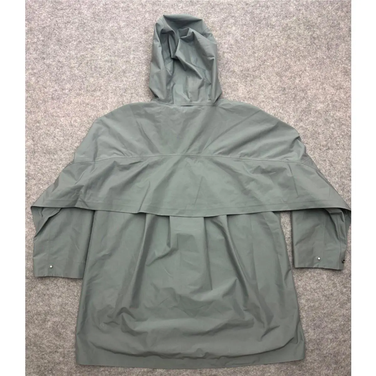 Lululemon clothing - Lululemon StretchSeal - StretchSeal - Gray 8
