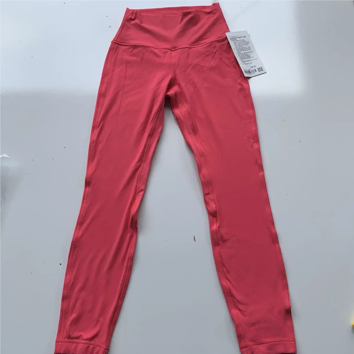 Lululemon clothing - 32781 - 32781 - Lipgloss 0