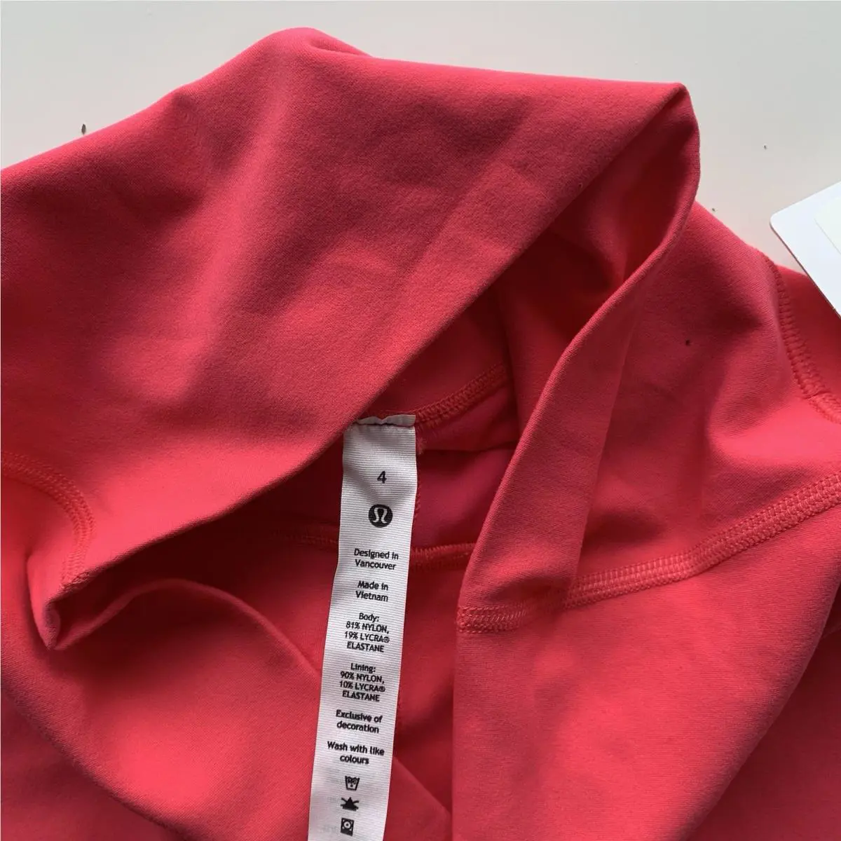 Lululemon clothing - 32781 - 32781 - Lipgloss 5