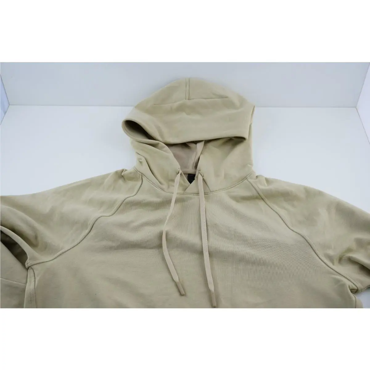 Lululemon clothing - Trench 6