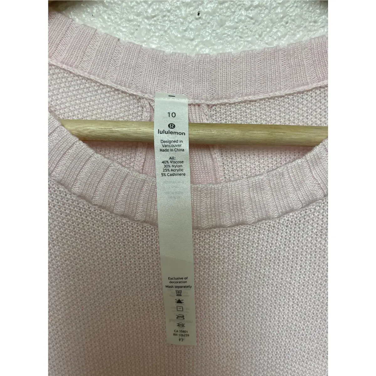 Lululemon clothing - Pink 1