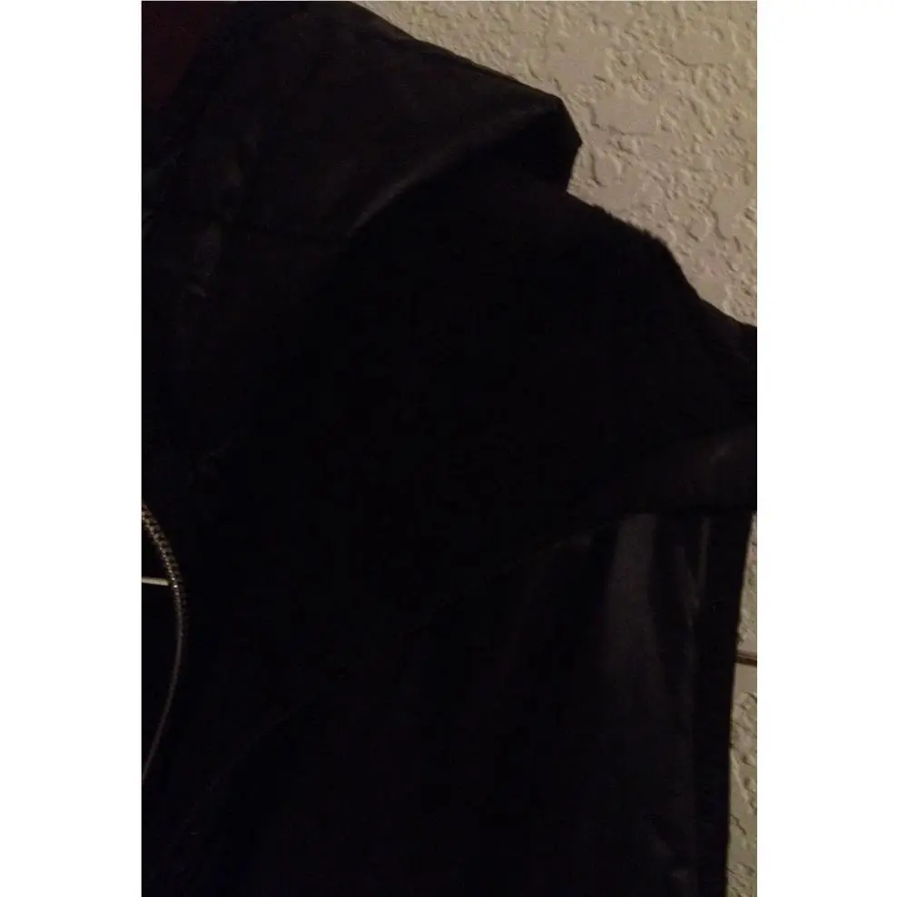 Lululemon clothing - Black 3