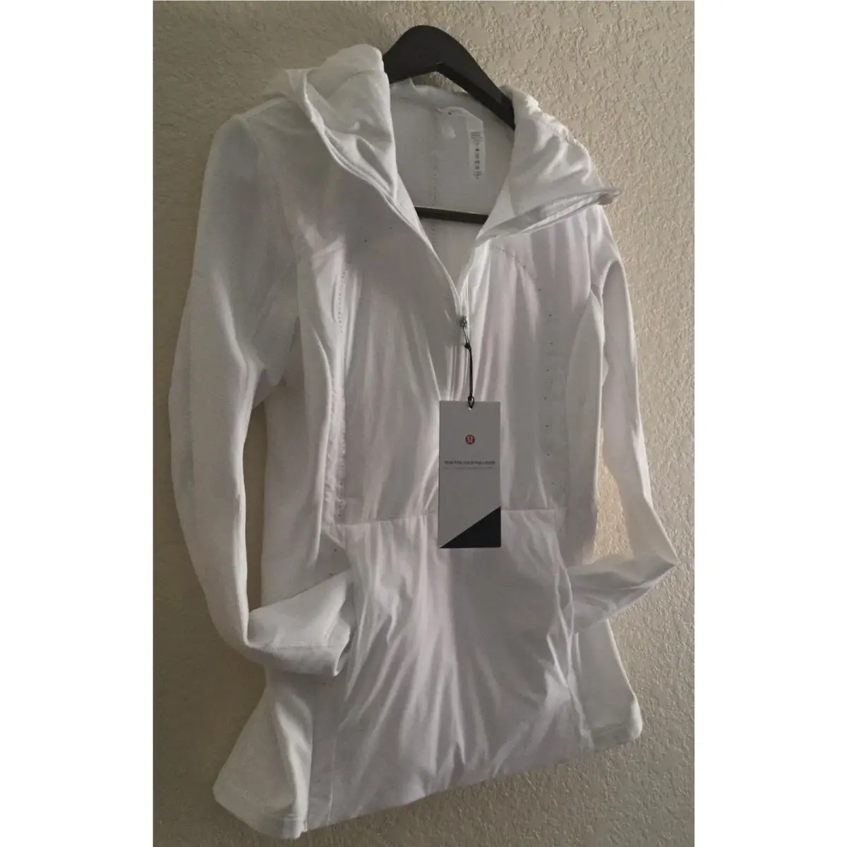 Lululemon clothing - White 1