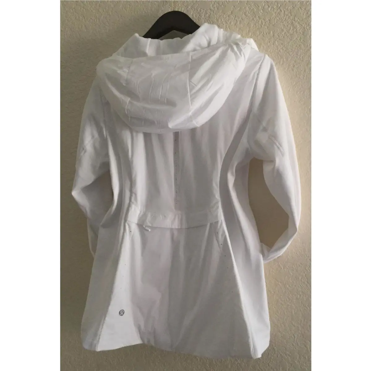Lululemon clothing - White 5