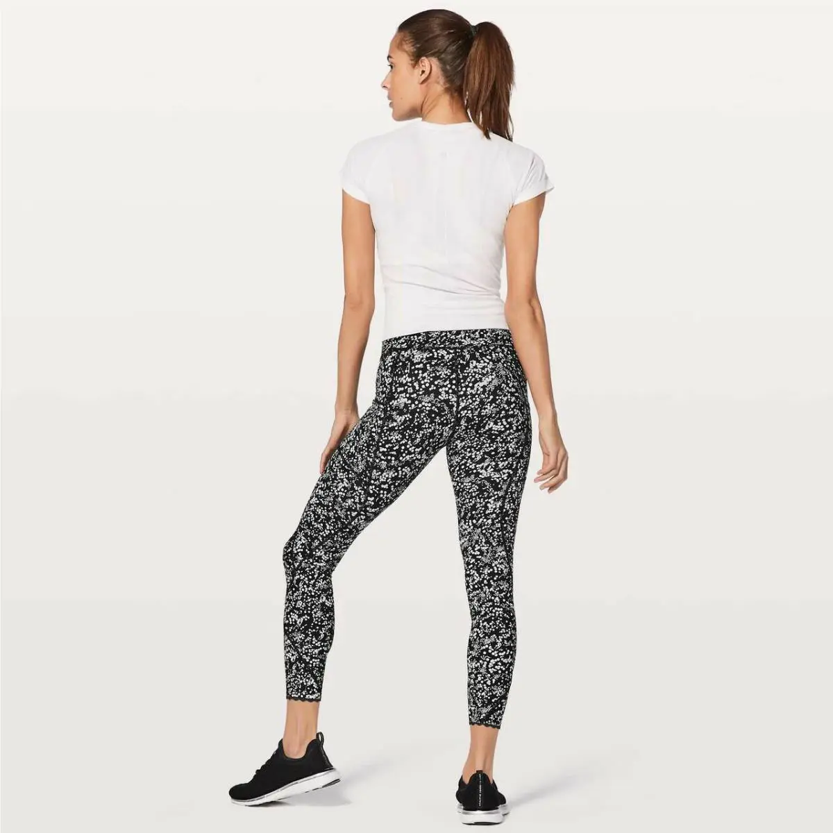 Lululemon clothing - Multicolor 5