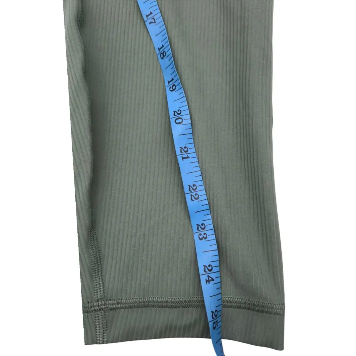Lululemon clothing - GREU 2