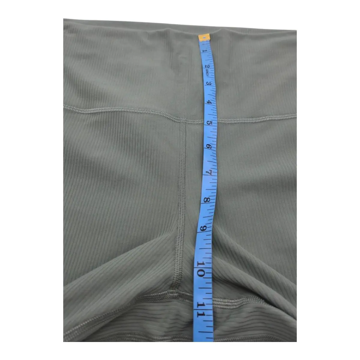 Lululemon clothing - GREU 3