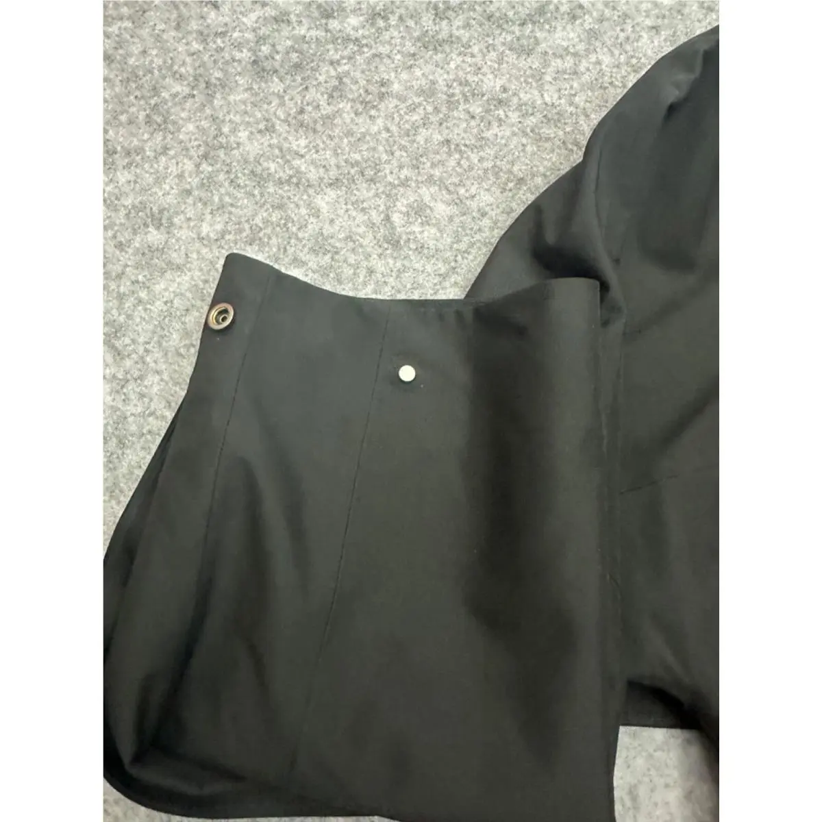 Lululemon clothing - Lululemon StretchSeal - StretchSeal - Black 3