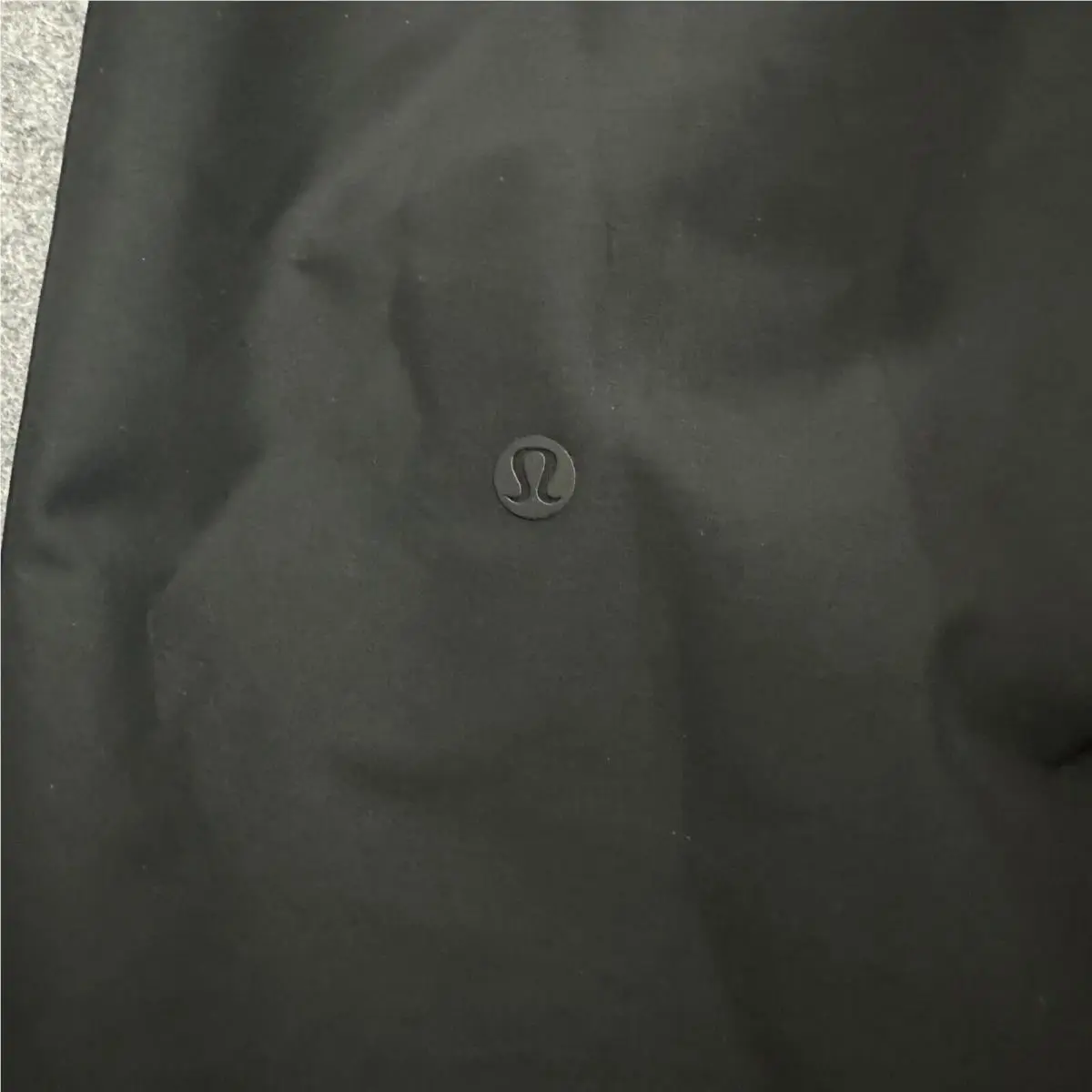 Lululemon clothing - Lululemon StretchSeal - StretchSeal - Black 9