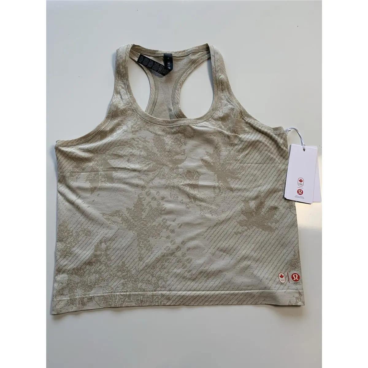 Lululemon clothing - Beige 2