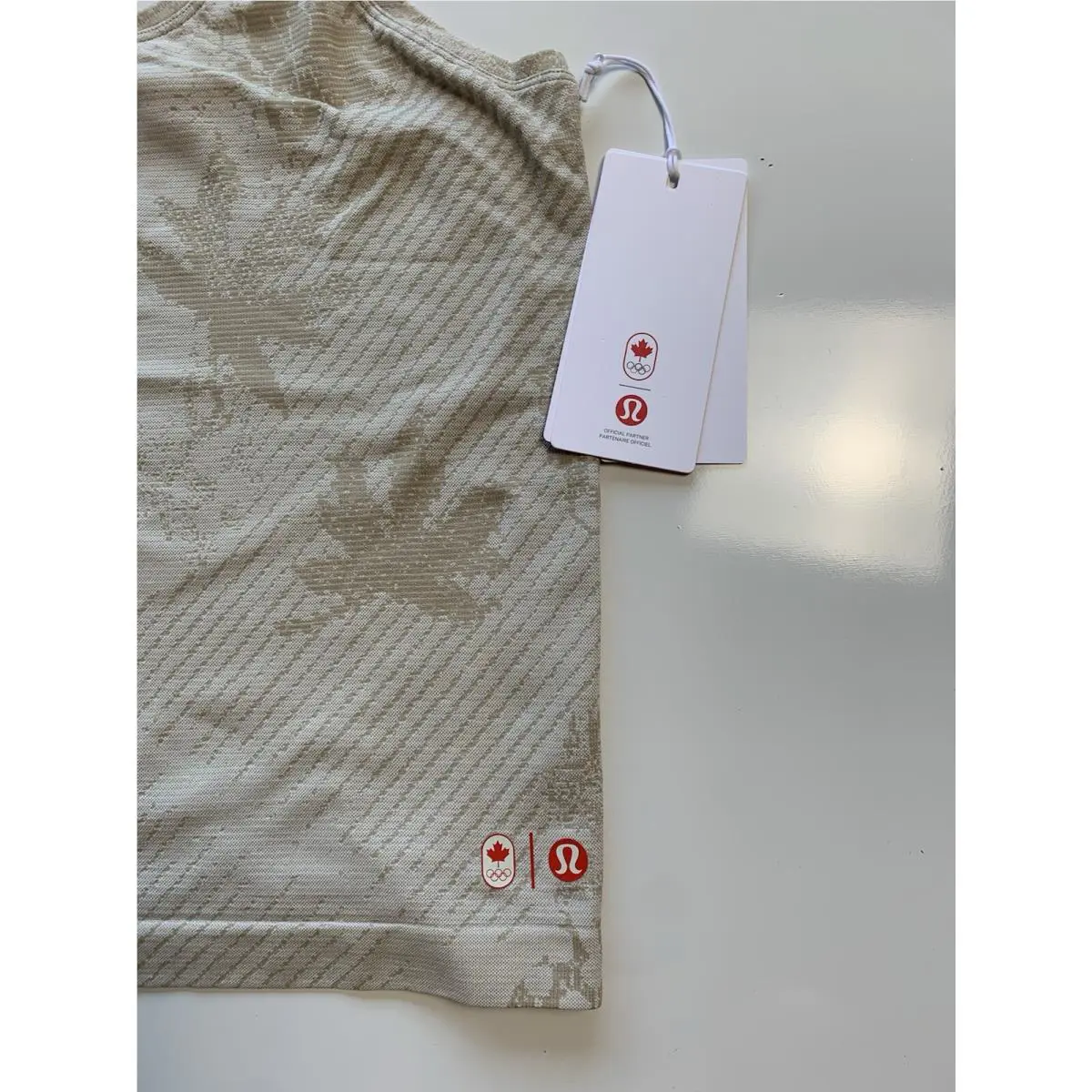 Lululemon clothing - Beige 3