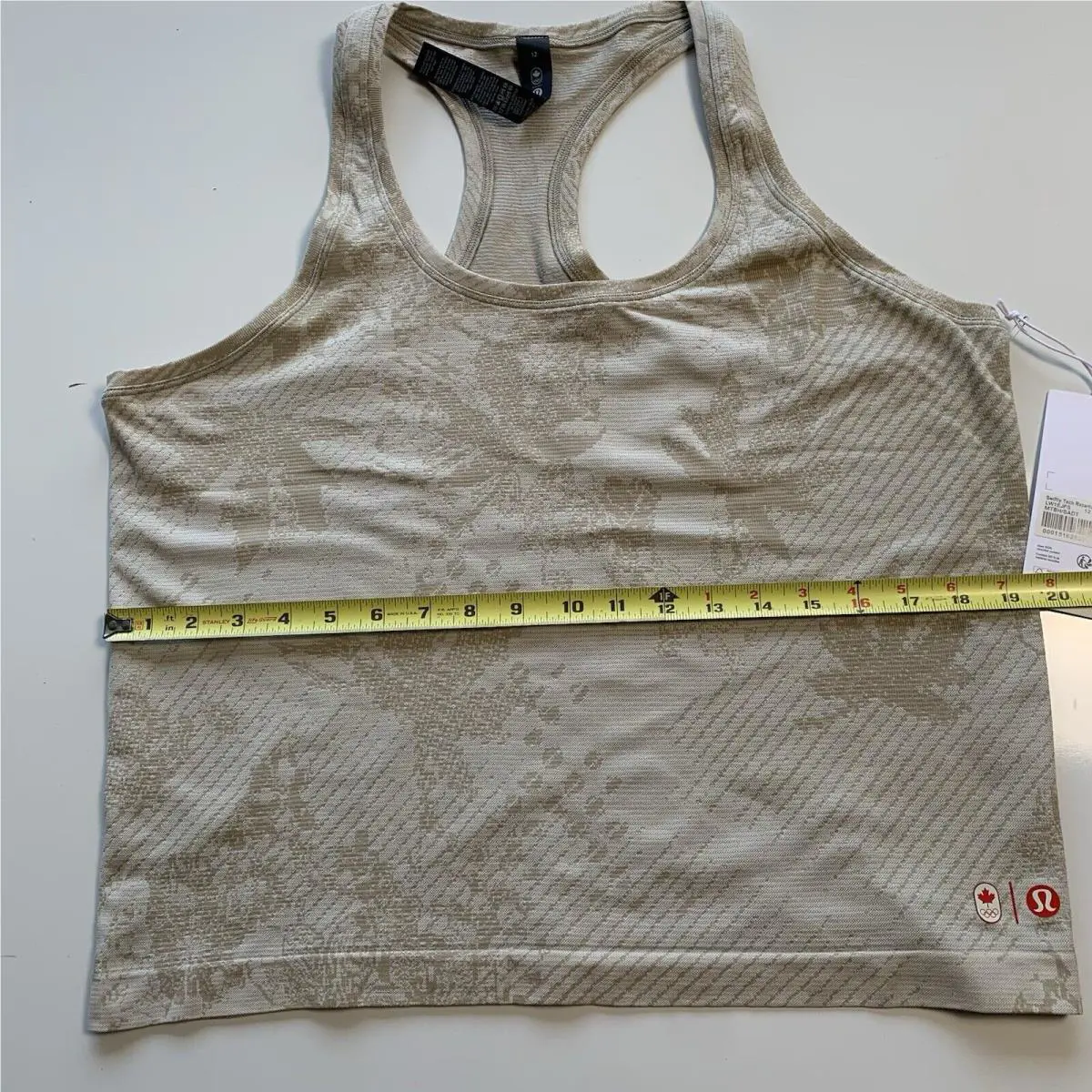 Lululemon clothing - Beige 7