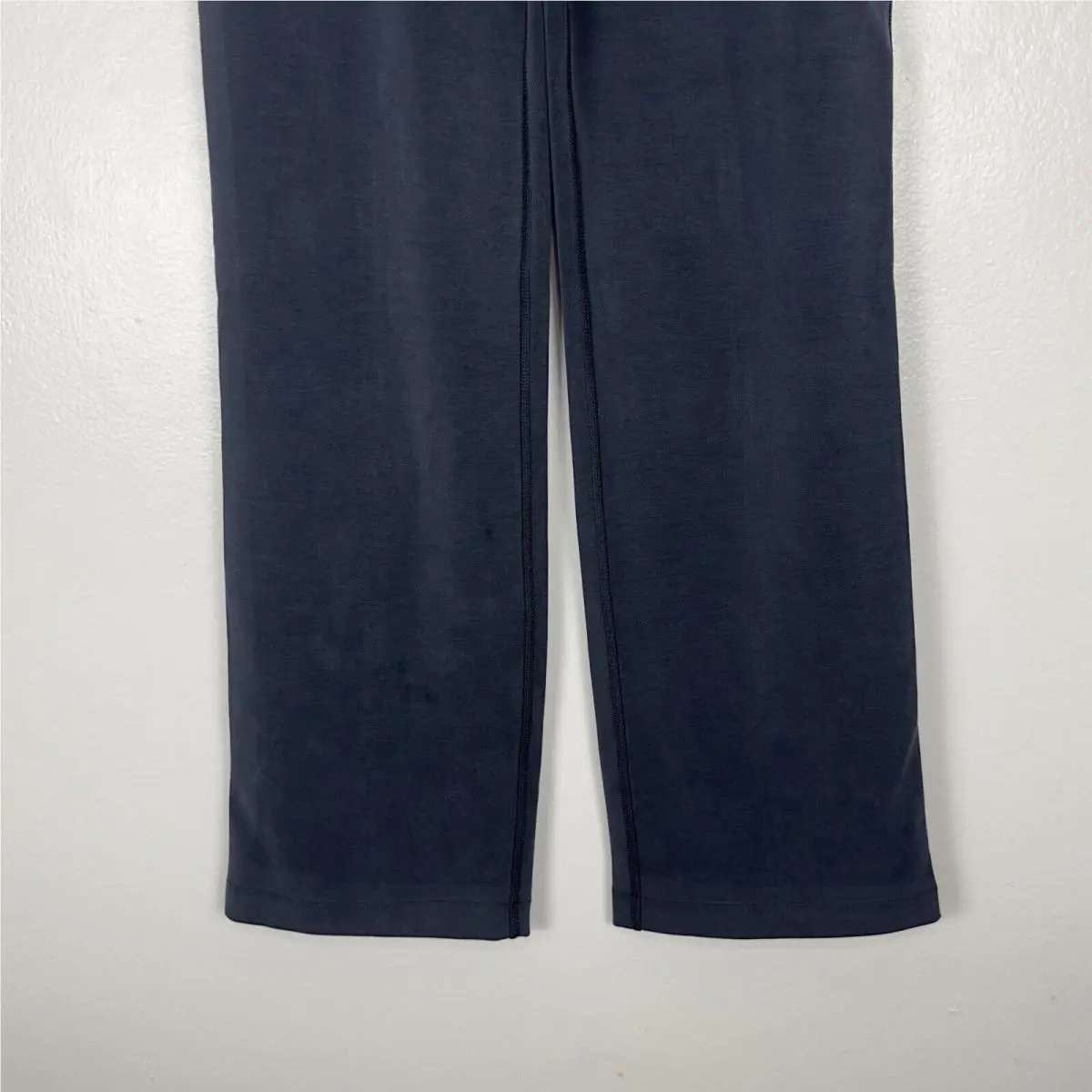 Lululemon clothing - Black 2