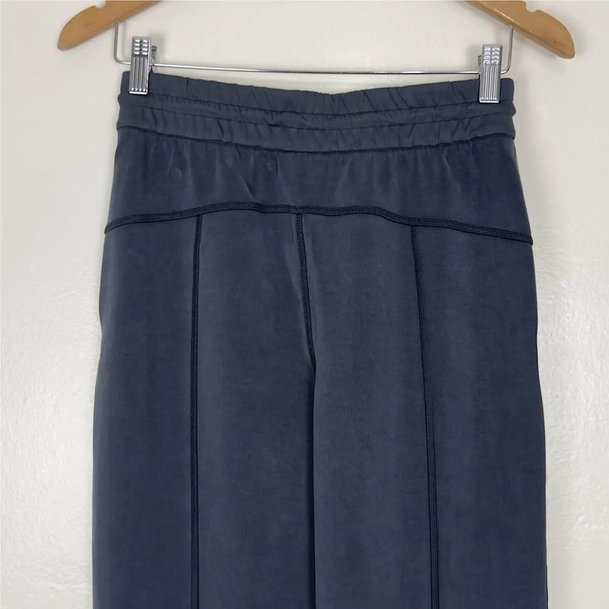 Lululemon clothing - Black 5