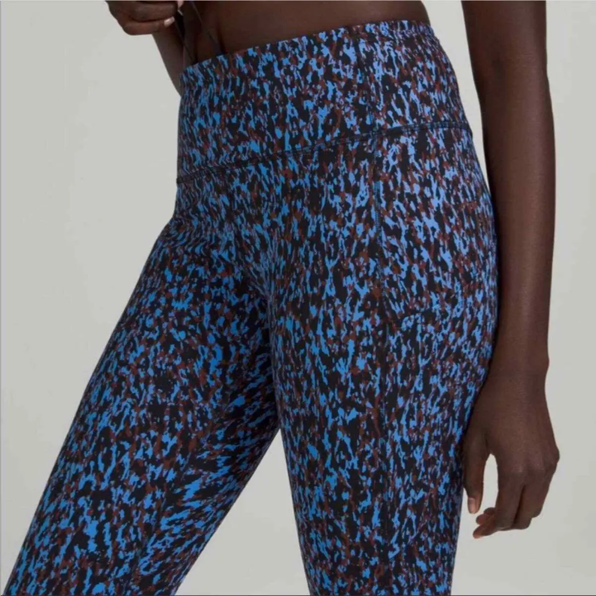 Lululemon clothing - Blue 2
