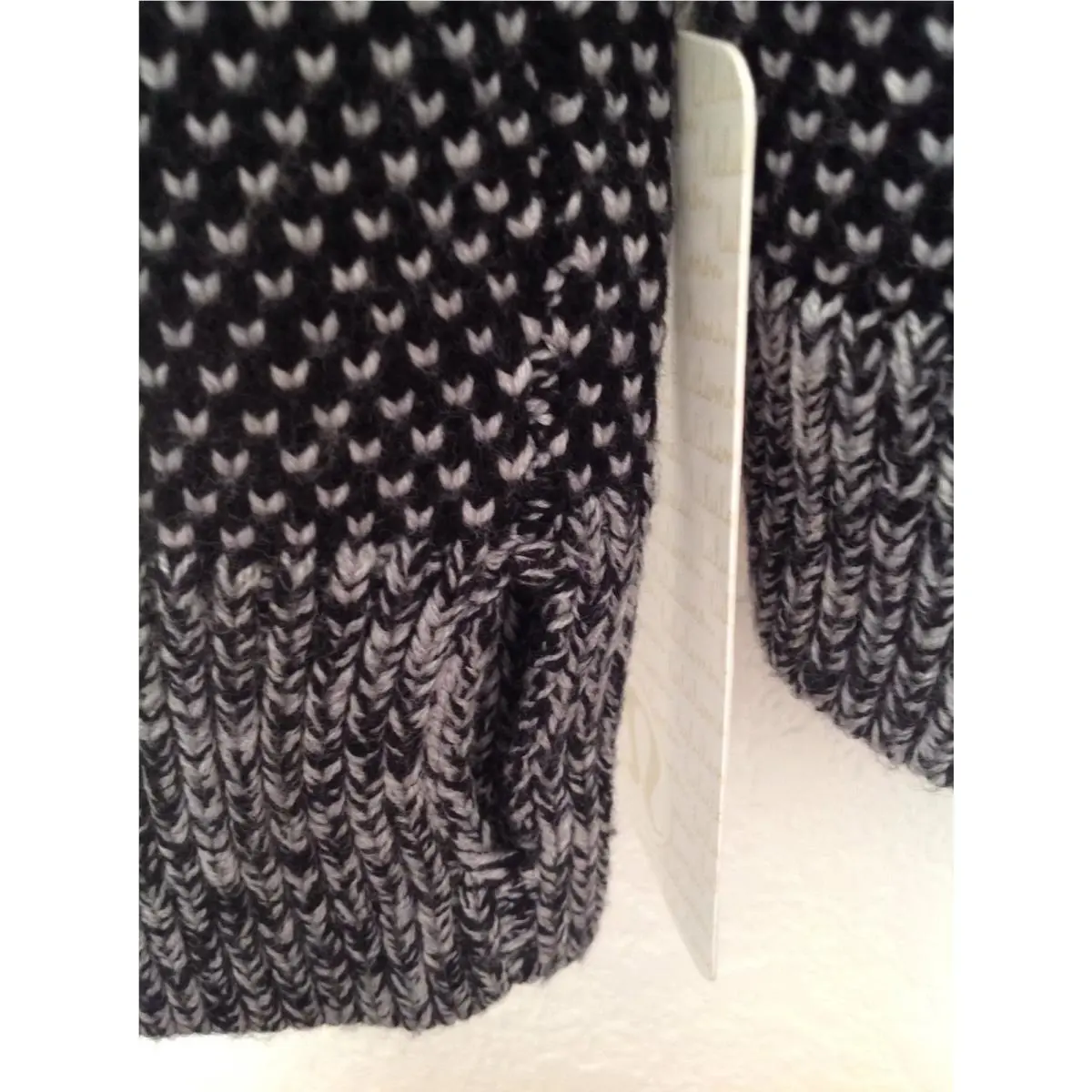Lululemon clothing - Black/Gray 6