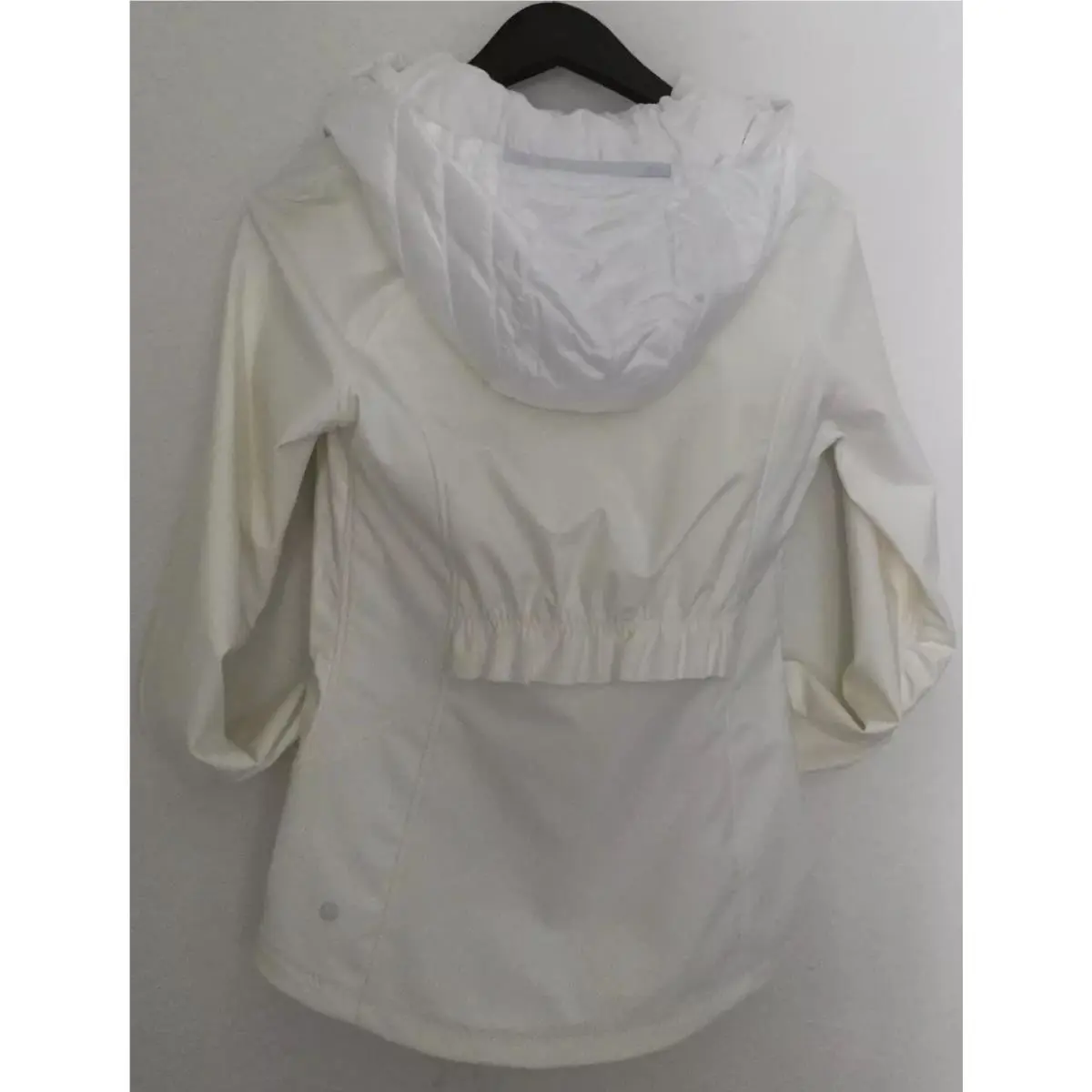 Lululemon clothing - White 4
