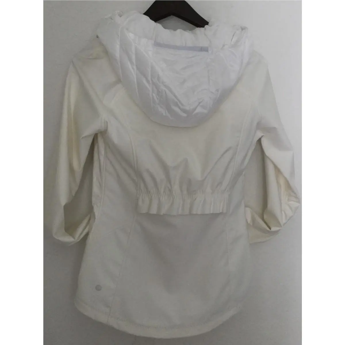 Lululemon clothing - White 5