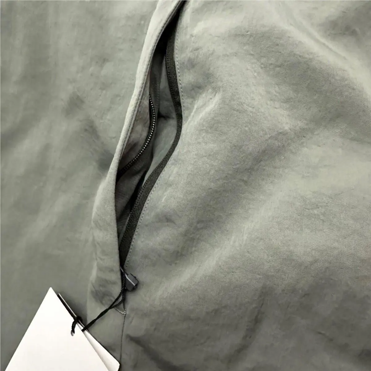 Lululemon clothing - Green 2