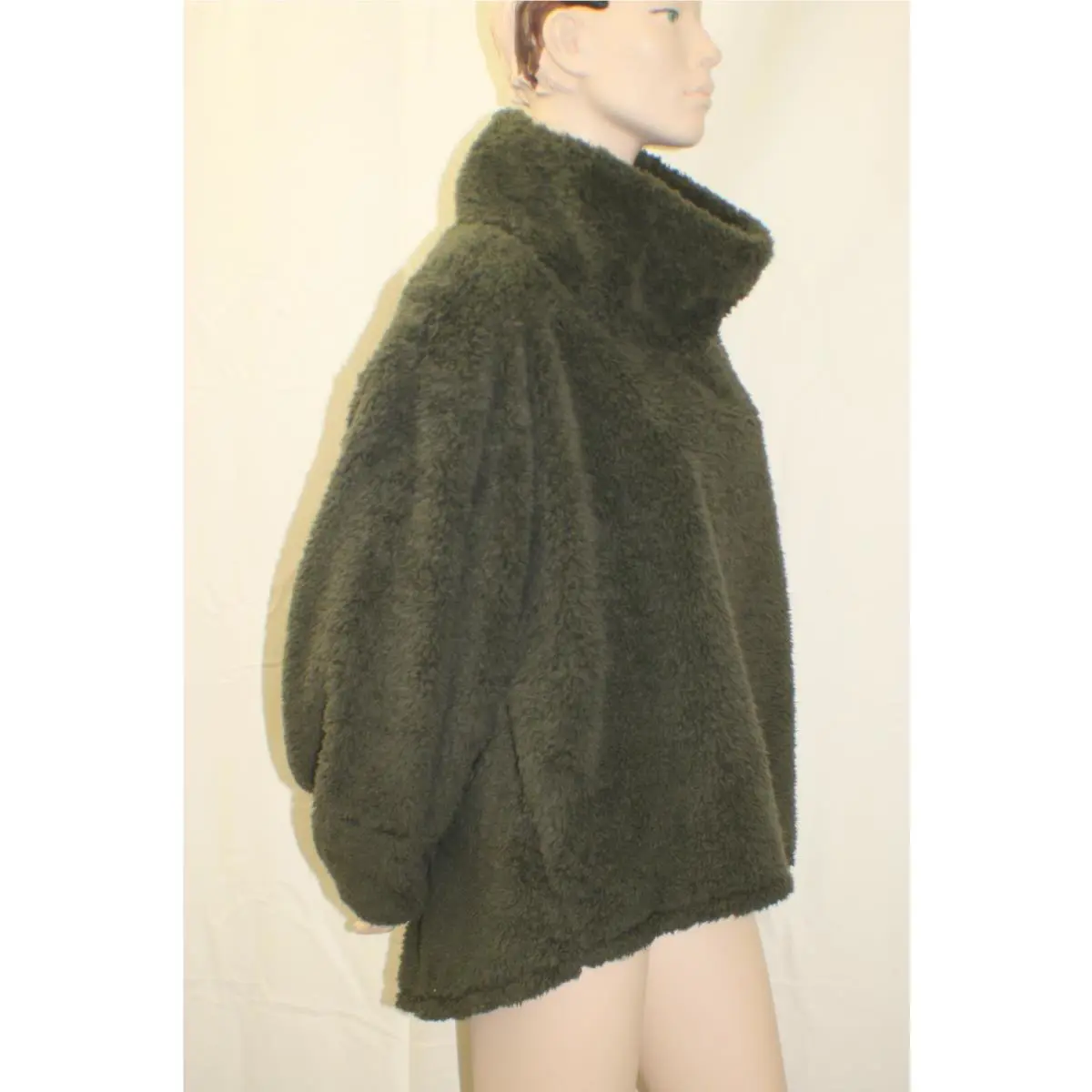Lululemon clothing - Dark Green 2