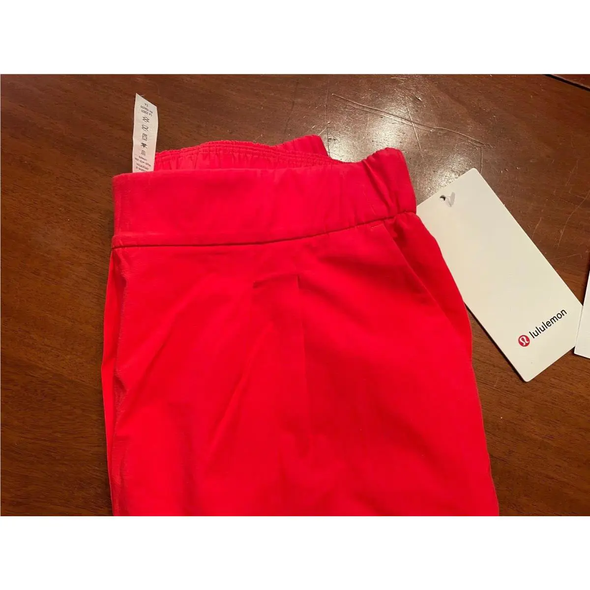 Lululemon clothing - Carnation 5