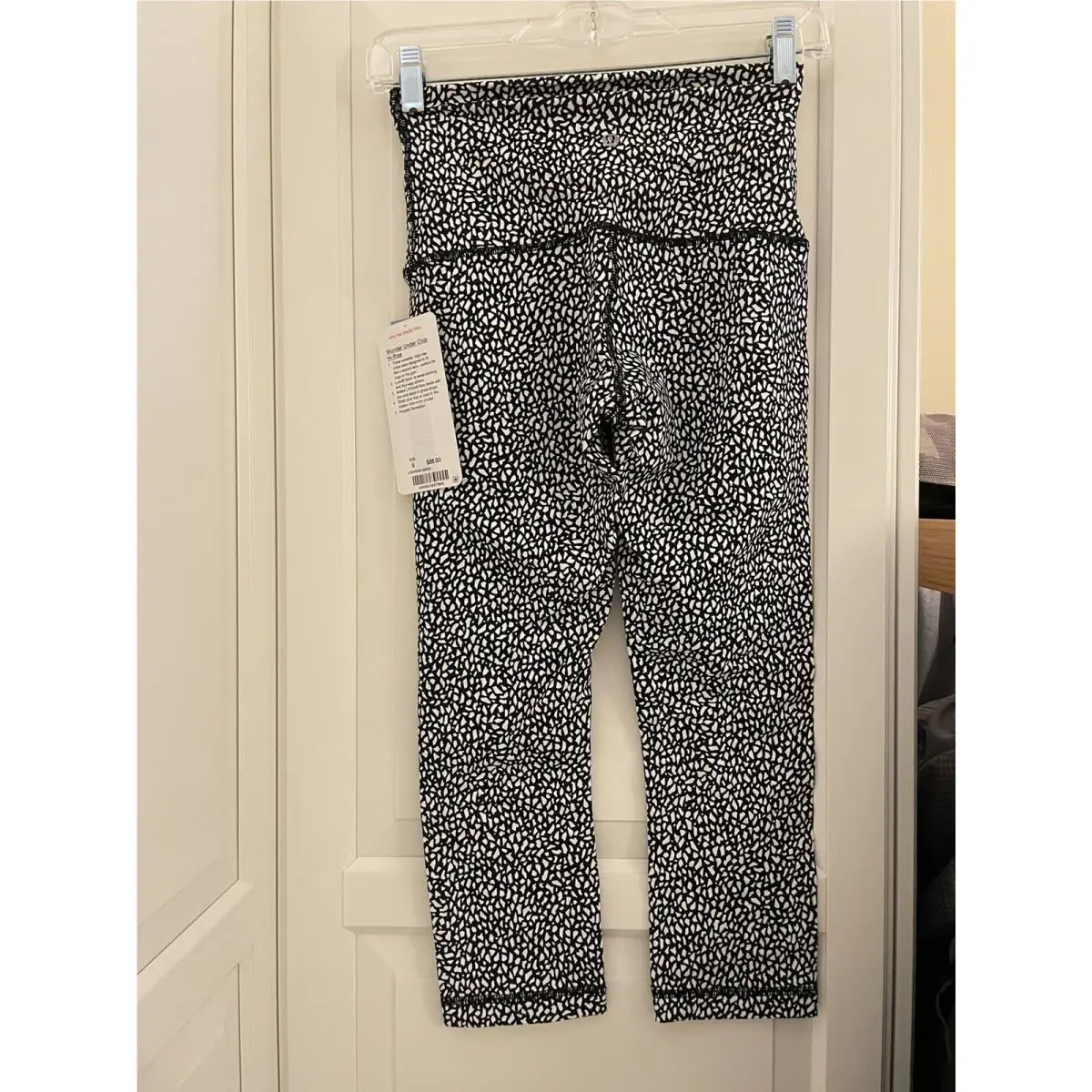 Lululemon clothing - Black 1