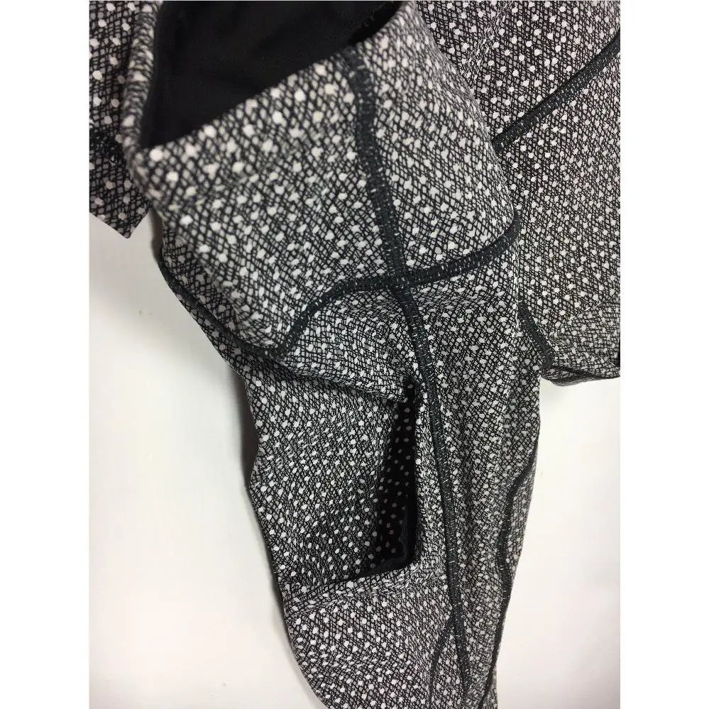 Lululemon clothing - Gray 4