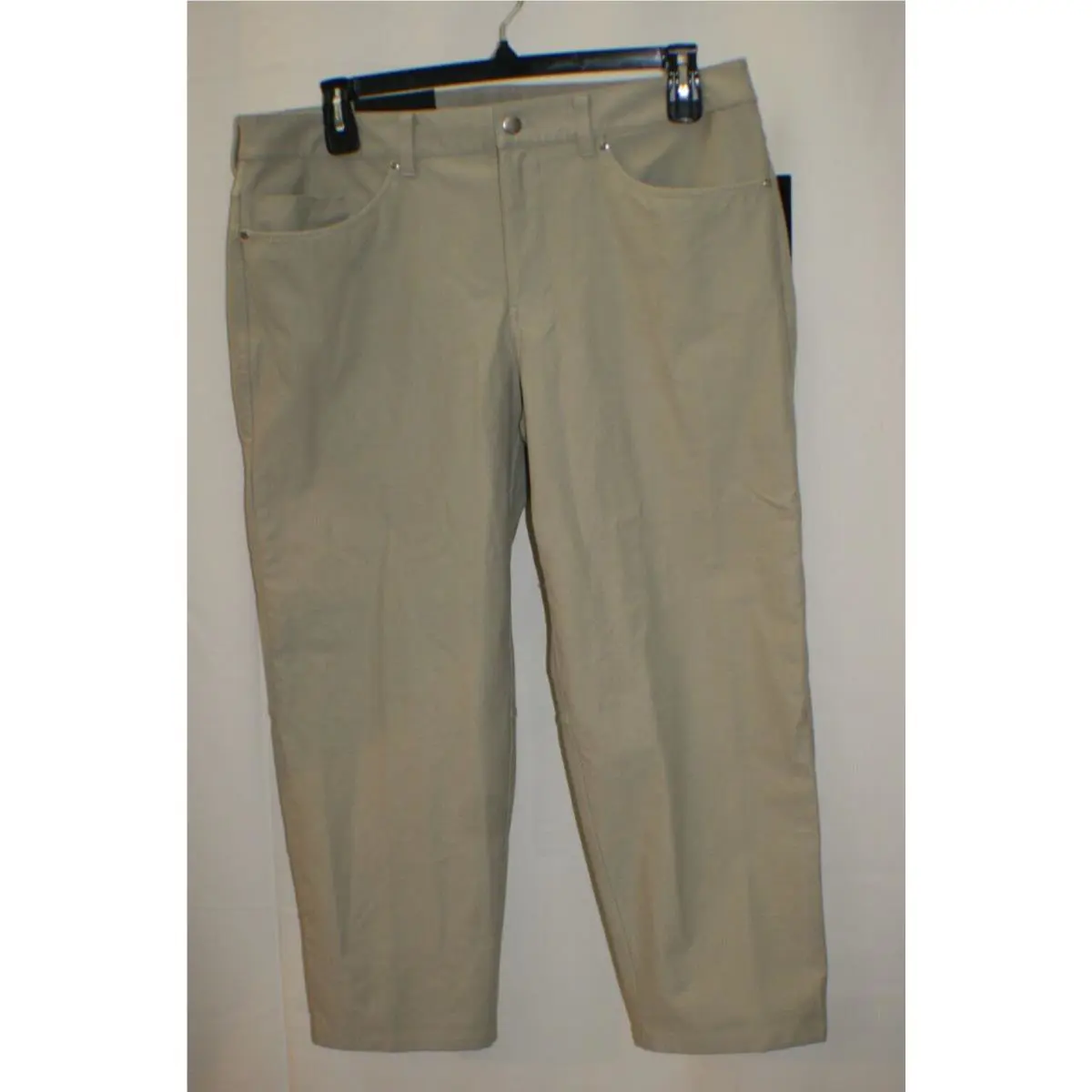 Lululemon clothing - Lululemon ABC - ABC - Khaki 1