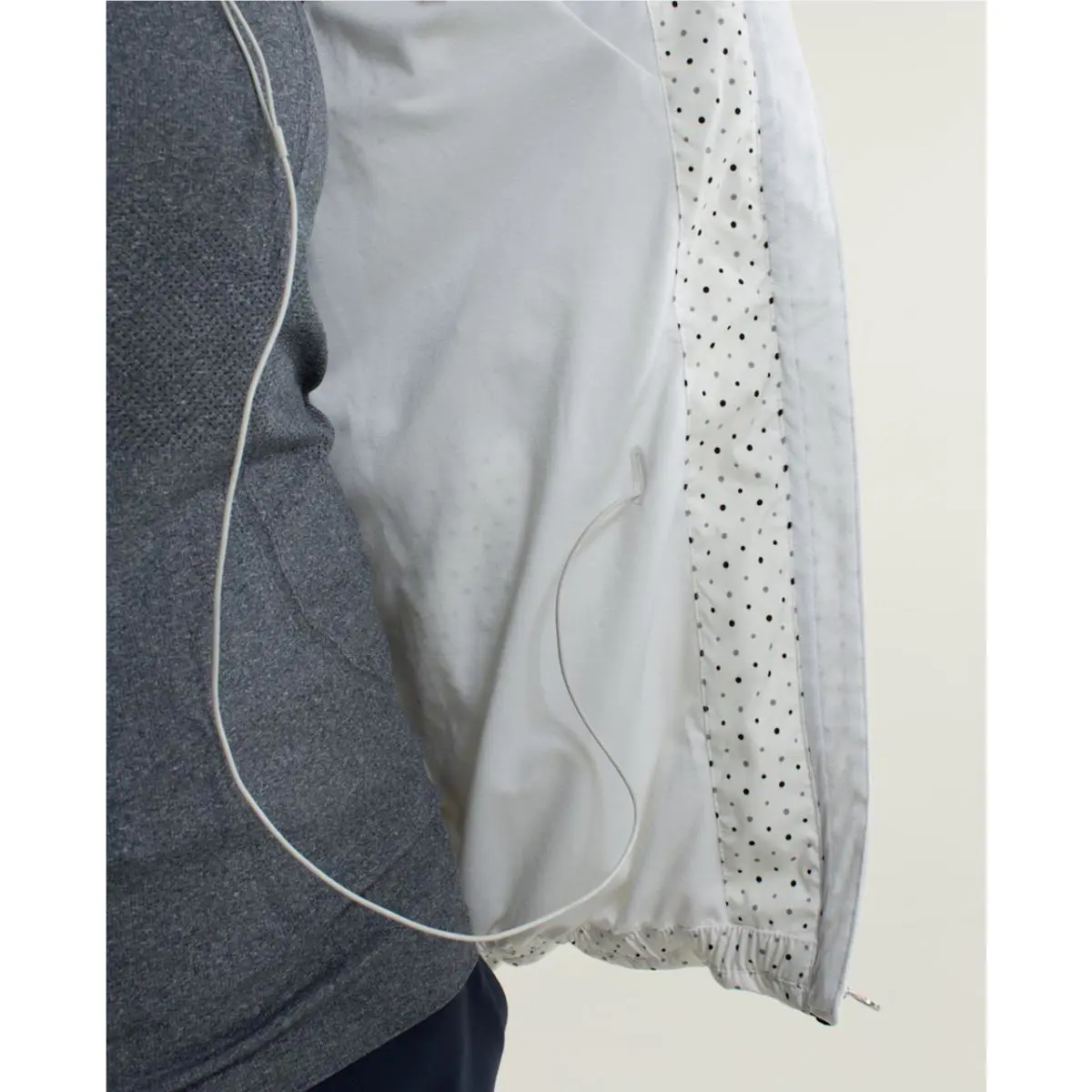 Lululemon clothing - Chevron Dot White / Black 4