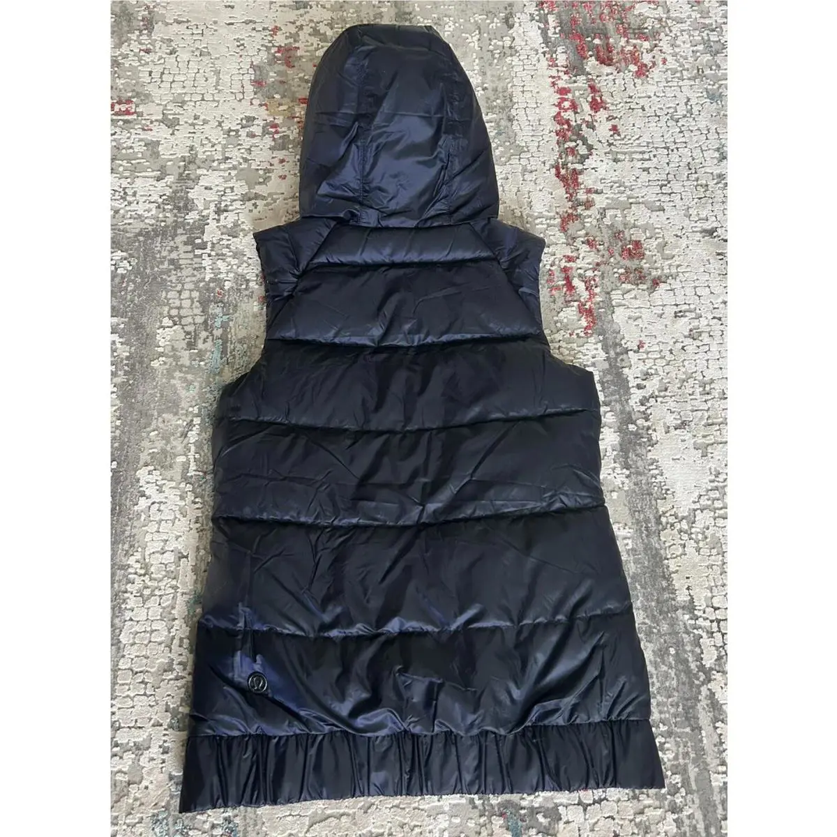 Lululemon clothing - NVLB/CPRT 4