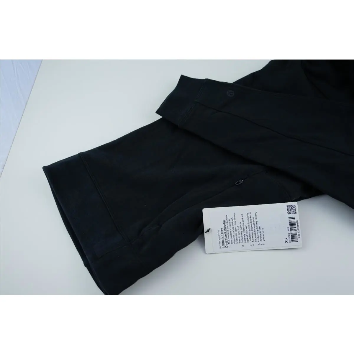 Lululemon clothing - Black 9